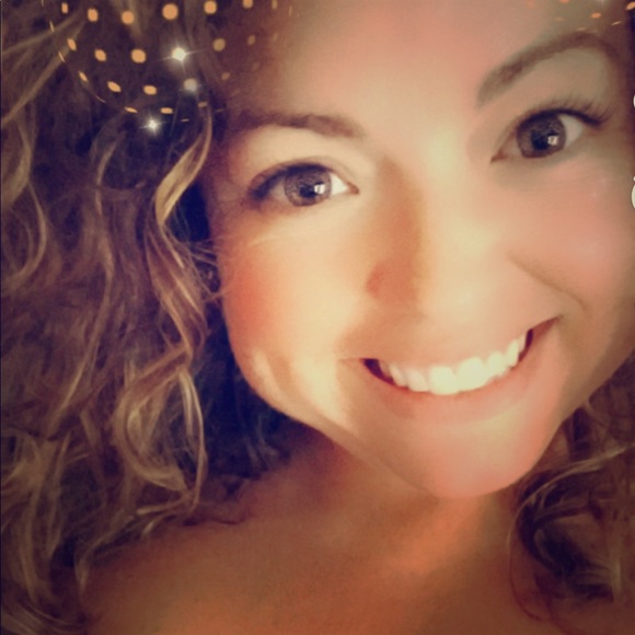 Meet your Posher, Jessie - Picture 1 of 7